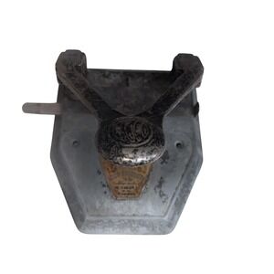 Vintage ACCO #40 2-hole paper Punch